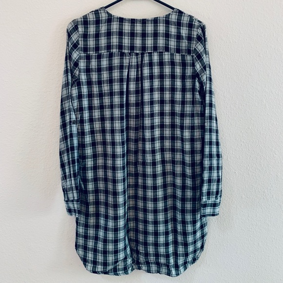 Patterned Shift Dress - Picture 4 of 4